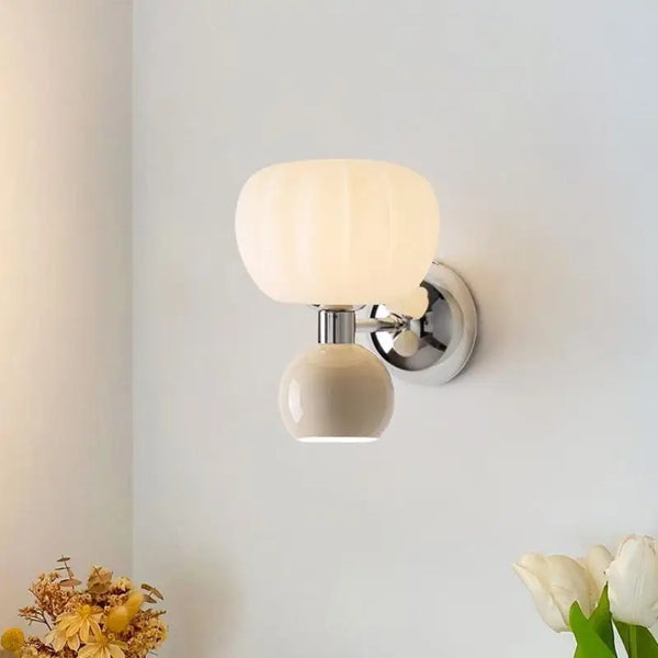 Lisslune | Soft LED V-Wall Lamp