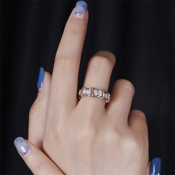 Lisslune | "Sparkle Your Fingertips - Explore Our Ring World"