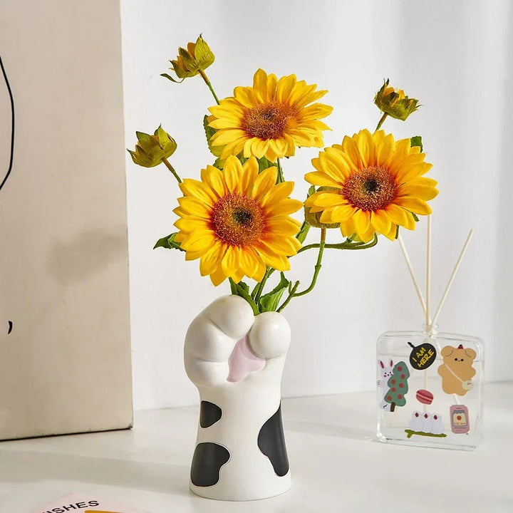 Lisslune | WhiskerWonders - Cat Paw Vase for quirky home decor