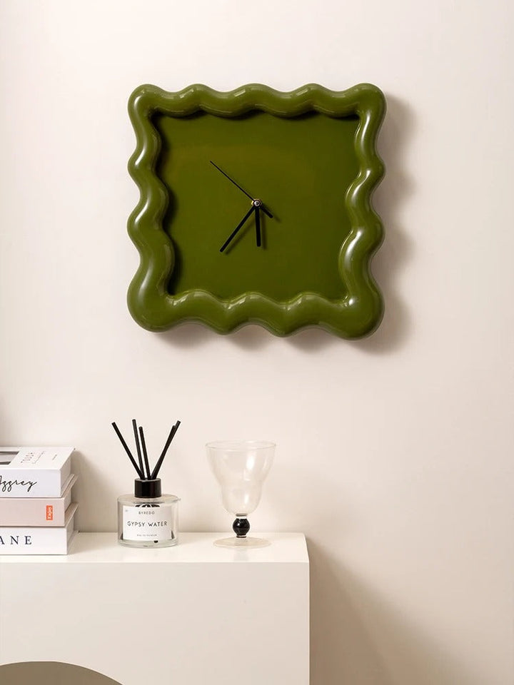 Lisslune | Bondi Modern Minimalist Wall Clock 30cm