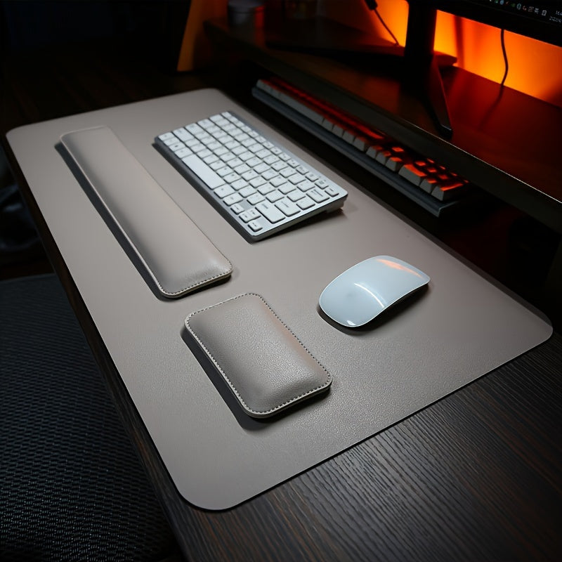 Lisslune | Three-Piece Desk Set made of PU Leather - With Pad and Wrist Supports