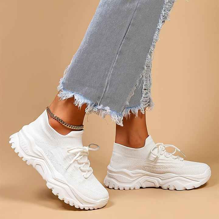 Lisslune | Orthopedic shoes with additional support for the feet