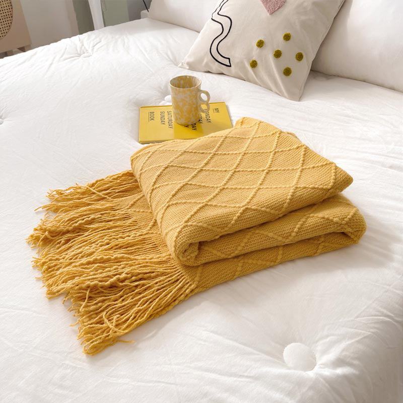 Rynx Geometry Cozy Tassel Blanket