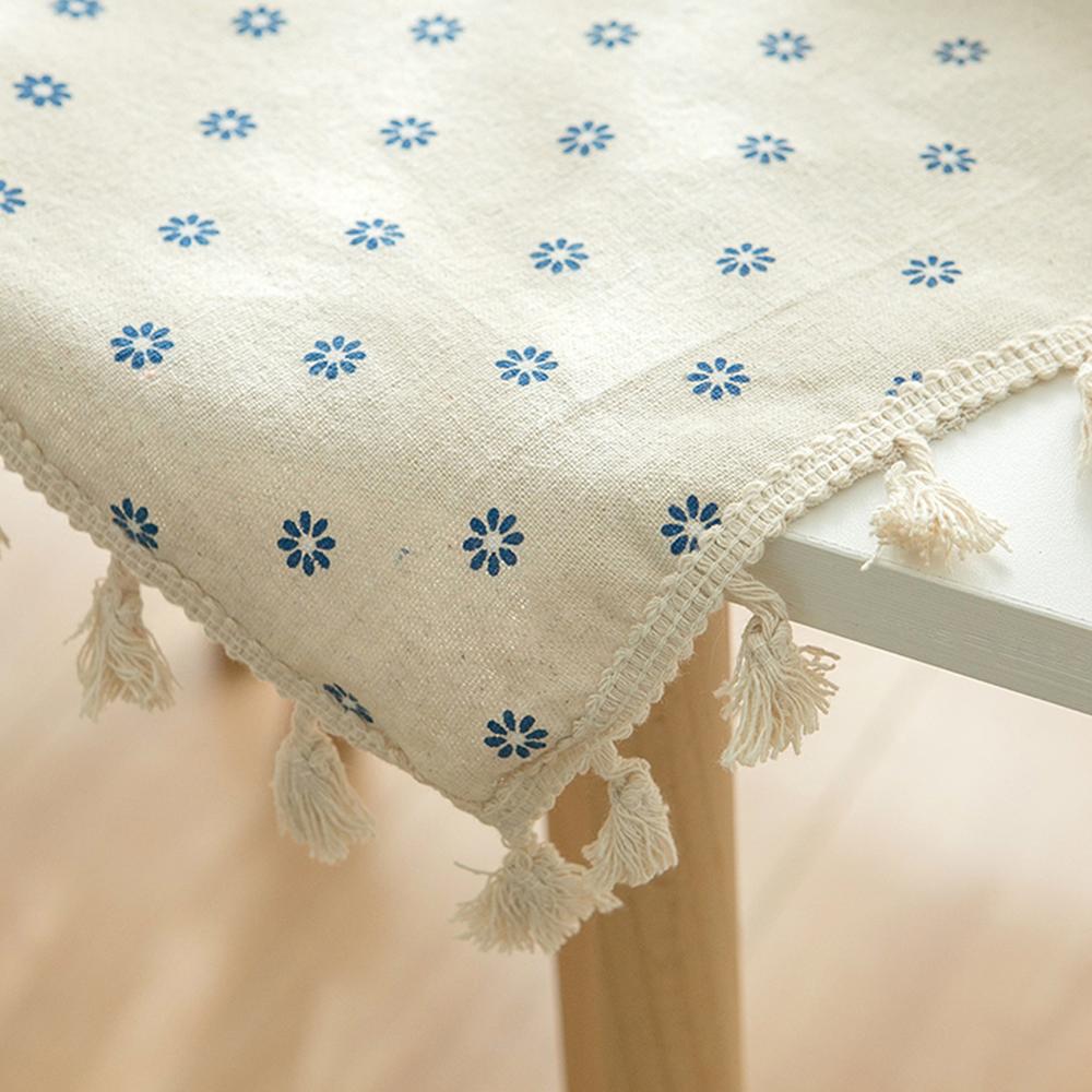 Lisslune | Blue Daisy Tablecloth