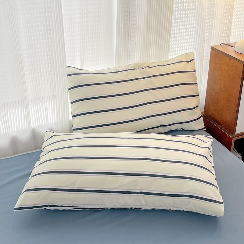 Rynx | Blue Striped Minimalist Bedding Set