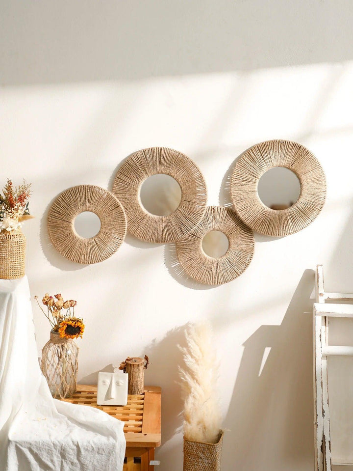 Lisslune | Round decorative wall mirror in boho style with woven hemp rope