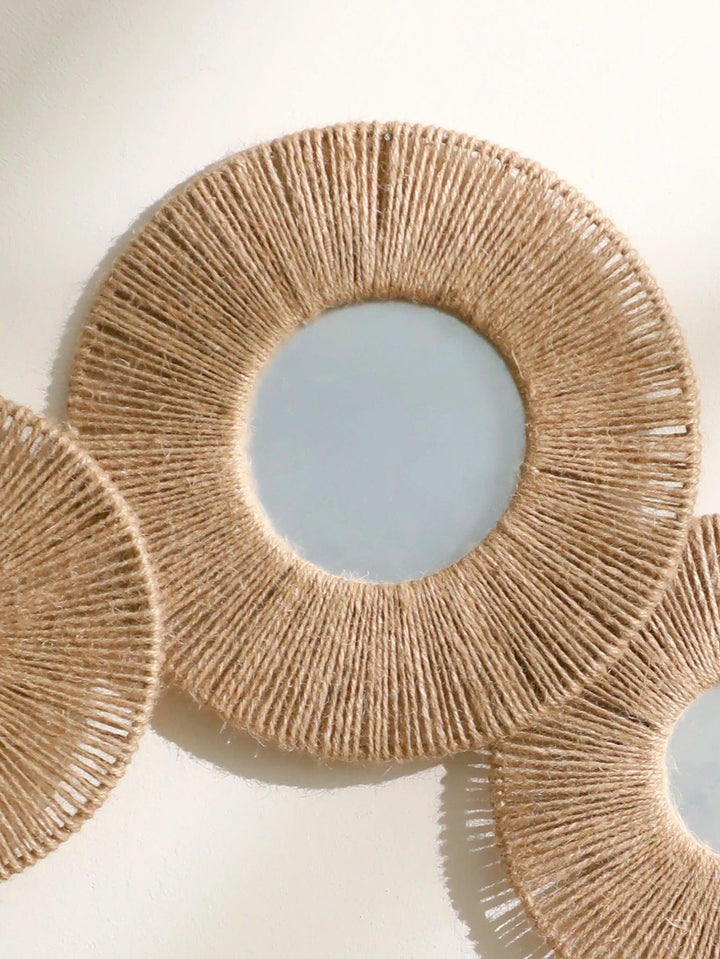 Lisslune | Round decorative wall mirror in boho style with woven hemp rope