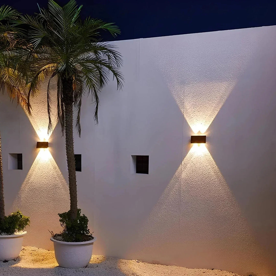 Lisslune | SolarGlow Elegant Solar Wall Light – Stylish and Energy Saving Outdoor Lighting