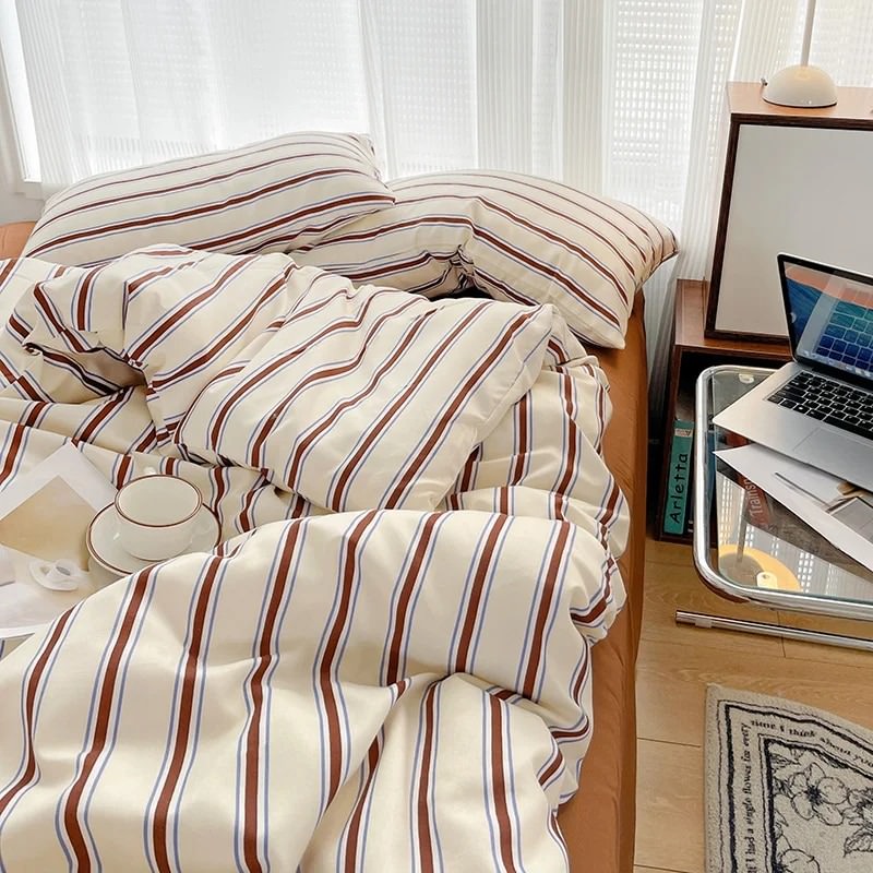 Rynx | Brown Striped Minimalist Bedding Set