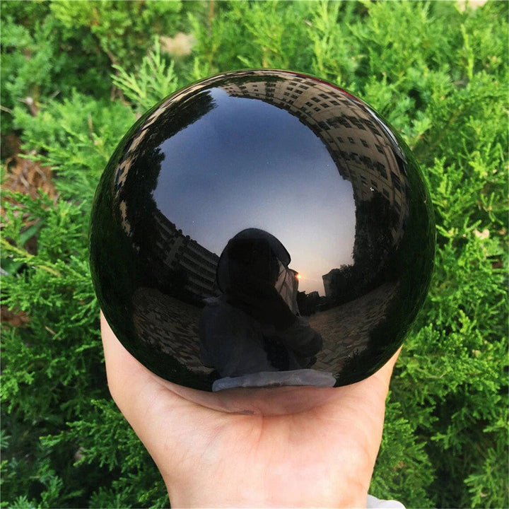 Lisslune | Obsidian Crystal Ball Decoration