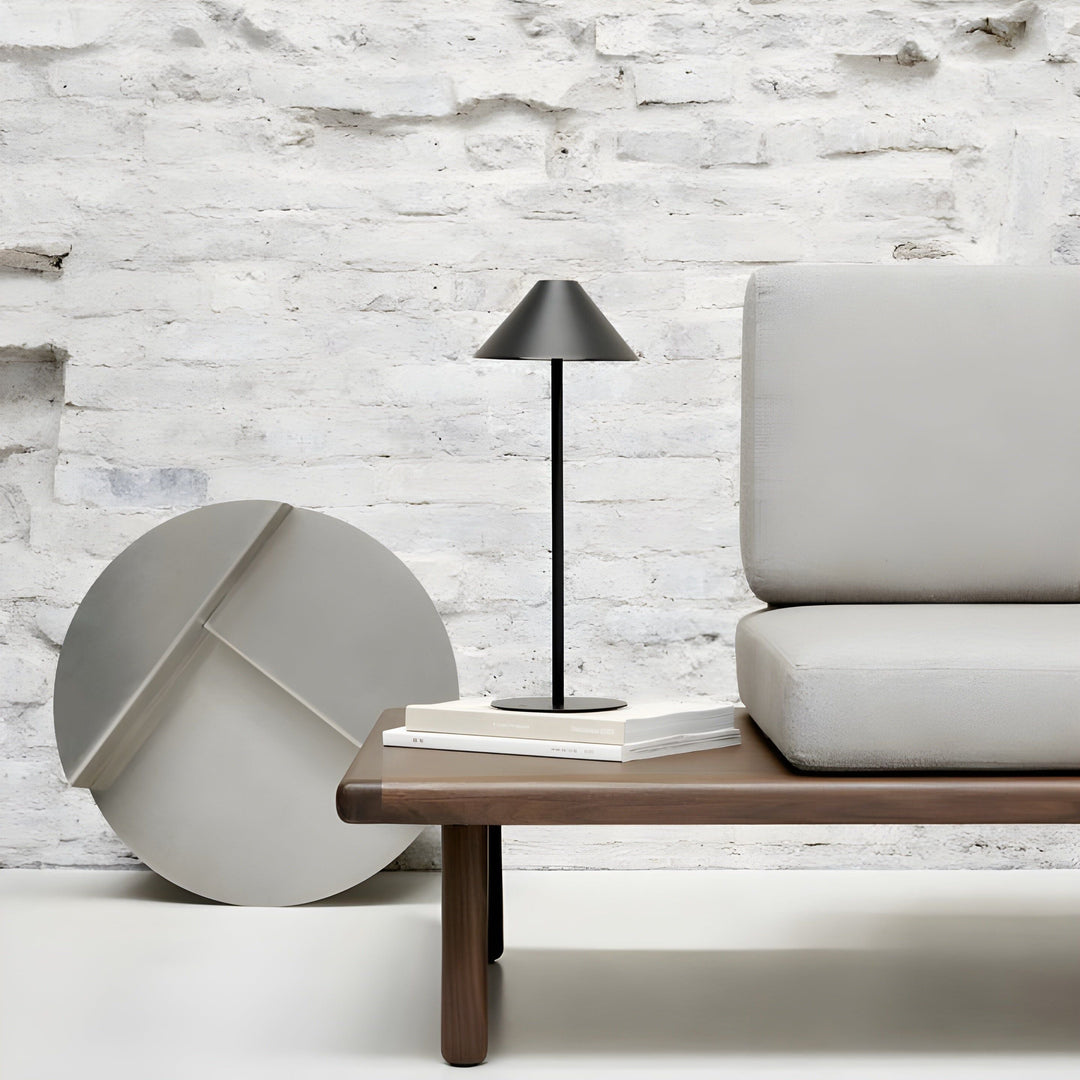 Lisslune | Minimalistic dimmable Touch table lamp - waterproof and rechargeable light Color