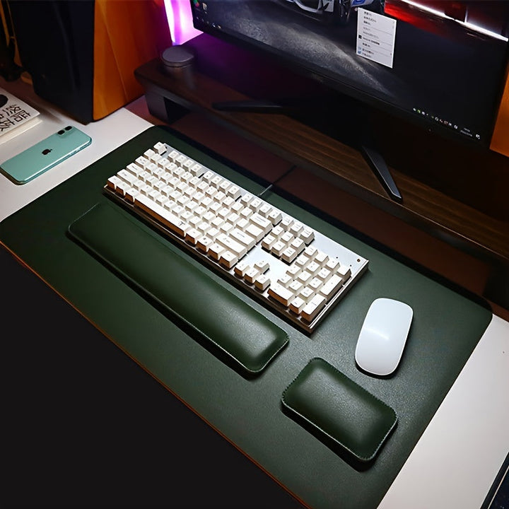 Lisslune | Three-Piece Desk Set made of PU Leather - With Pad and Wrist Supports
