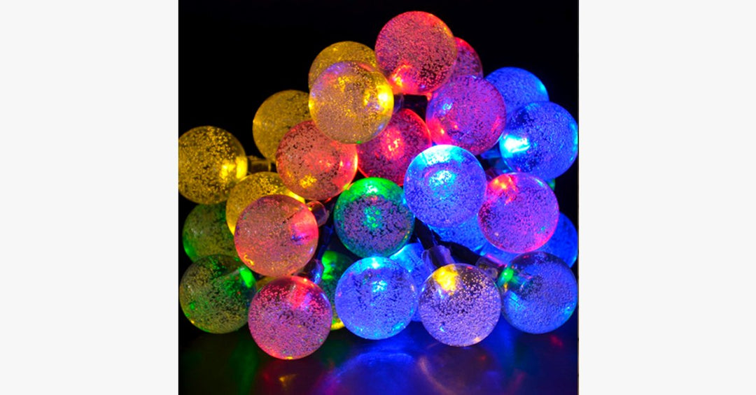 Lisslune | Solar-powered LED crystal ball lights - Stylishly decorate!
