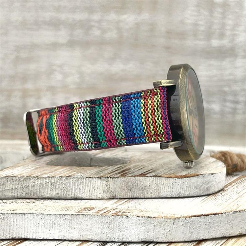 Lisslune | with multicolored rainbow pattern