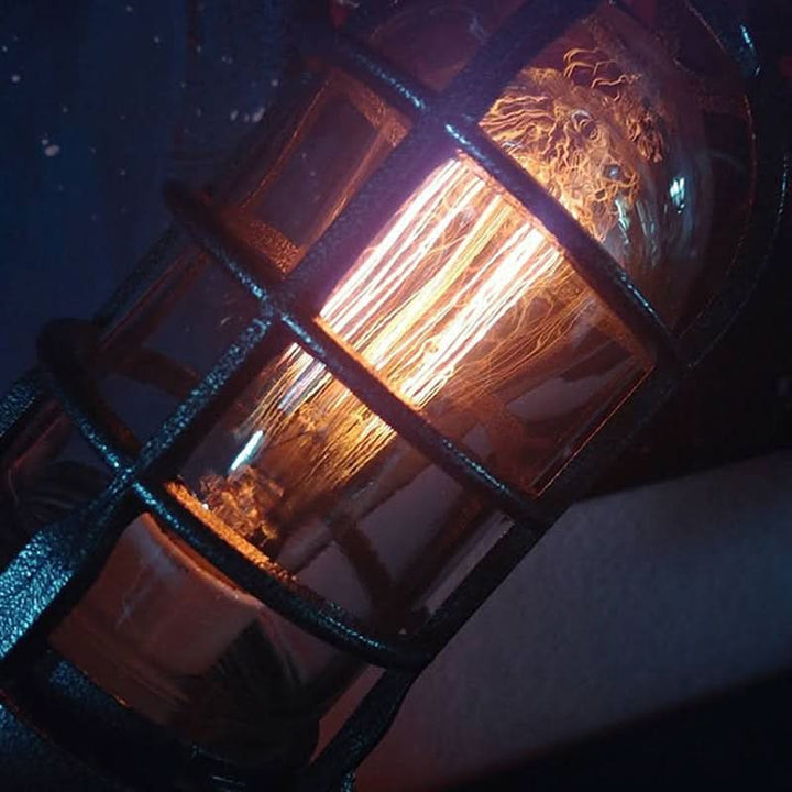 Lisslune | Steampunk Rocket Table Lamp with Flame Light