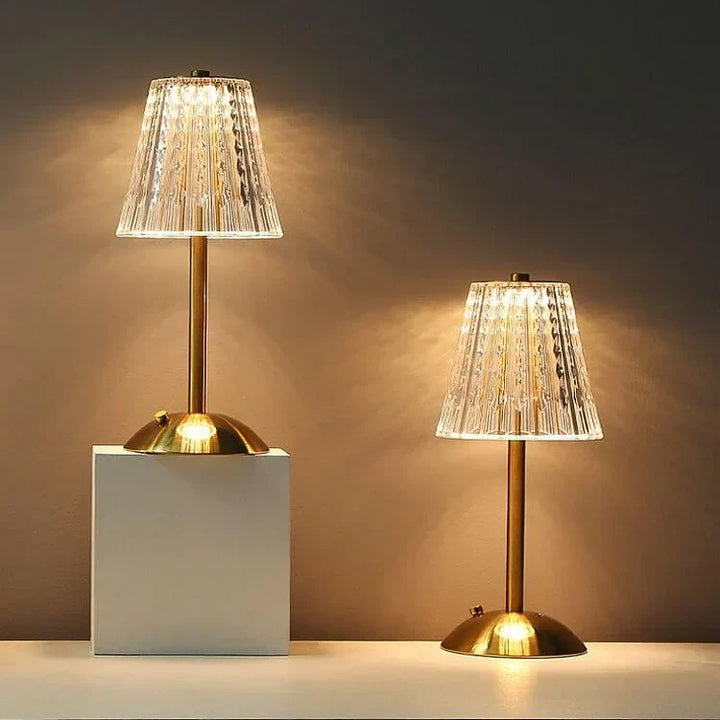 Lisslune | – Gold crystal table lamp