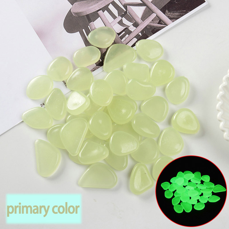 Lisslune | Glow-in-the-Dark Garden Pebbles