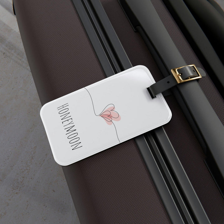 Lisslune | Chic Winter Travel Acrylic Luggage Tag with Leather Pendant for Fashion-Conscious Adventurers