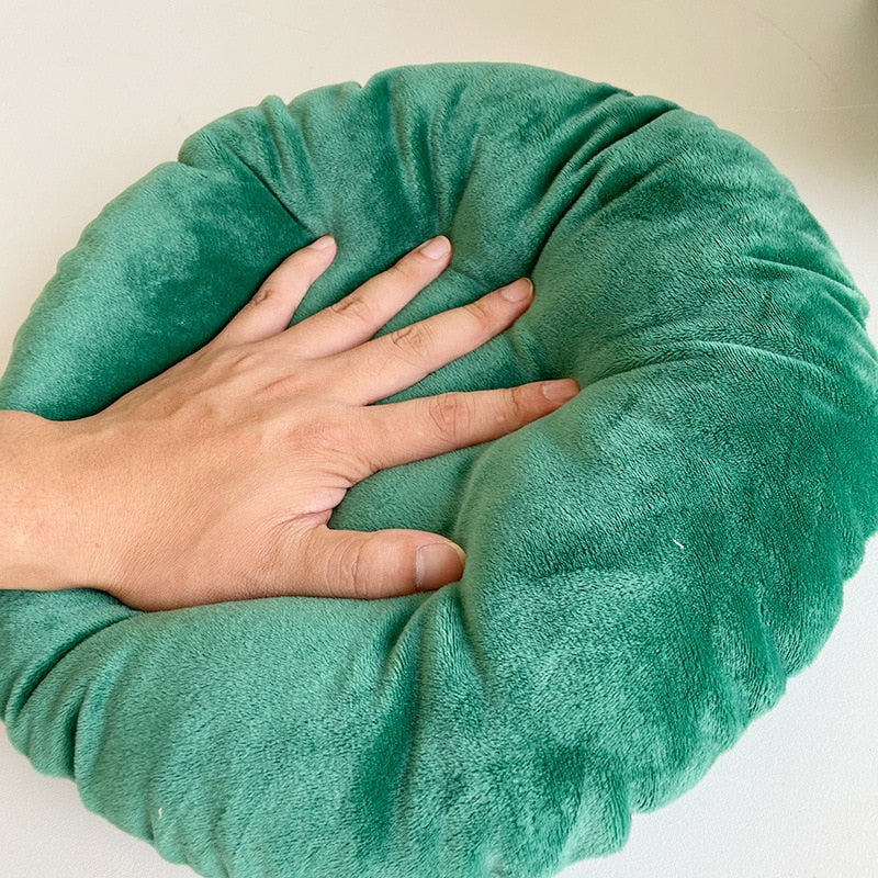 Lisslune | Cat Bed House Christmas Tree Shape Puppy Accommodation Washable Cat Mat Kitten Cave Winter Warm Pet Beds for Cats Dogs Pet Accessories