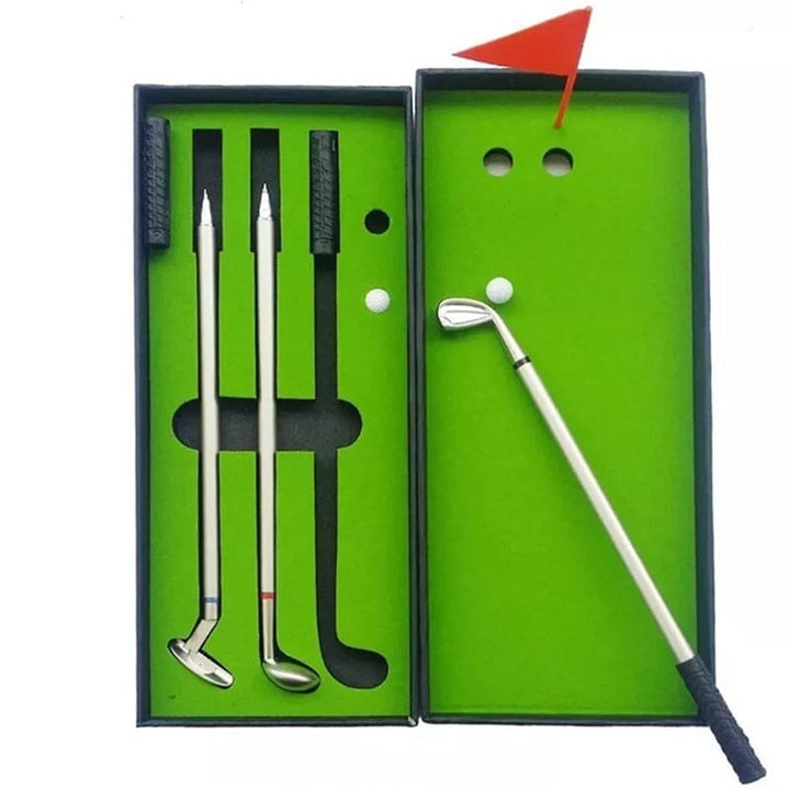 Lisslune | Golf Gift with Putting Green