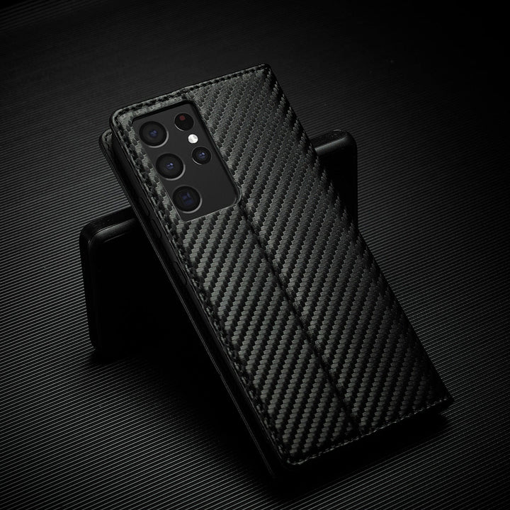 Lisslune | S23 Phone case | Card holder made of carbon fiber leather with magnetic closure