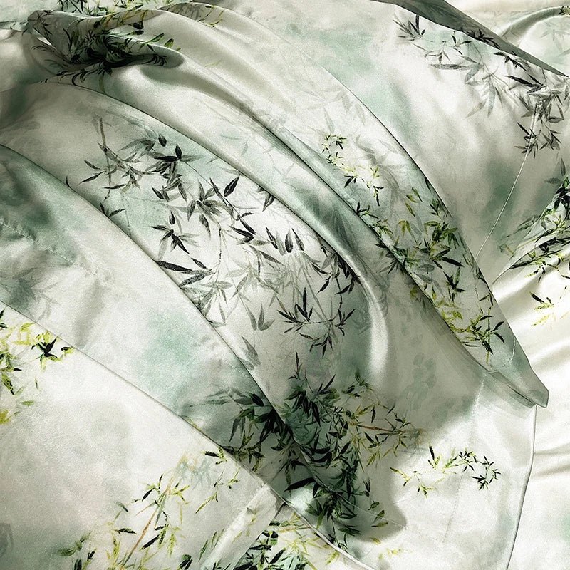 Lisslune | Caressence – Mulberry Silk Pillowcase for Luxurious Sleep Comfort