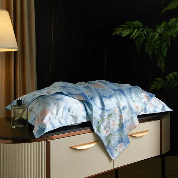 Lisslune | Caressence – Mulberry Silk Pillowcase for Luxurious Sleep Comfort