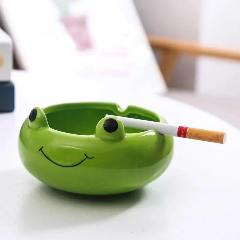 Lisslune | CritterCrafters funny comic ashtrays with animals