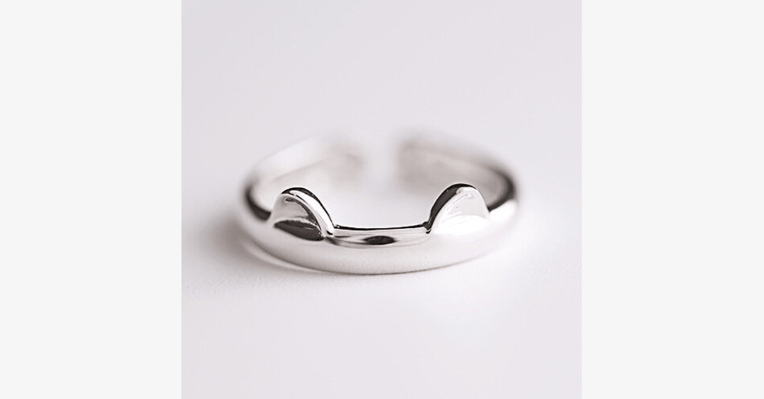Lisslune | Cat Ring Fashion Jewelry - Stainless Steel Silver Coated Ring with Unique Design