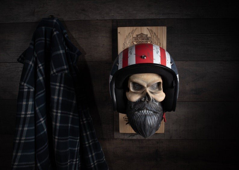 Lisslune | Bearded Skull – Eagle Skull & Cross