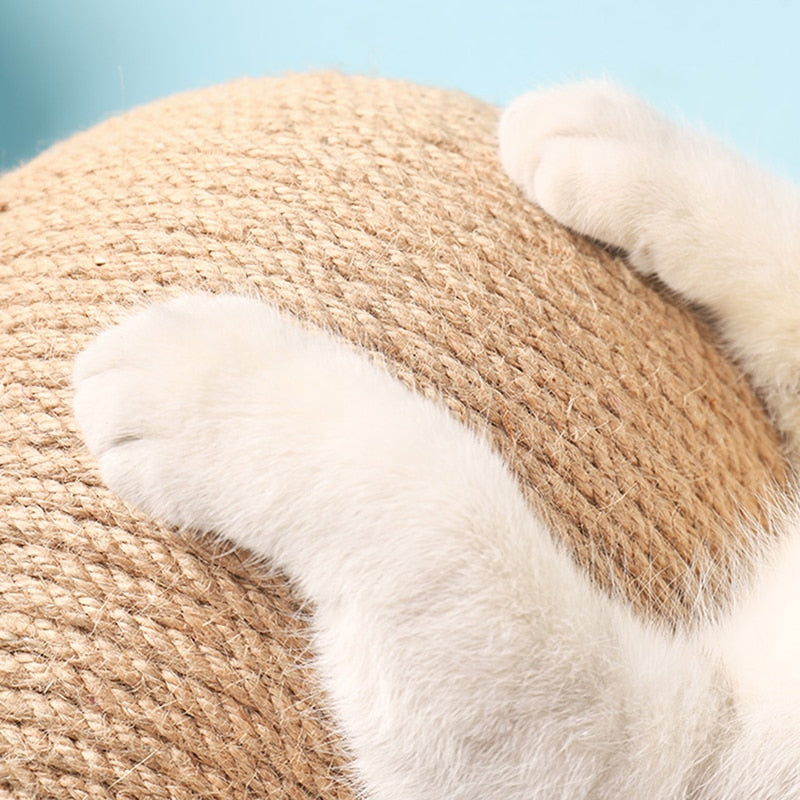 Lisslune | Scratching ball for cats