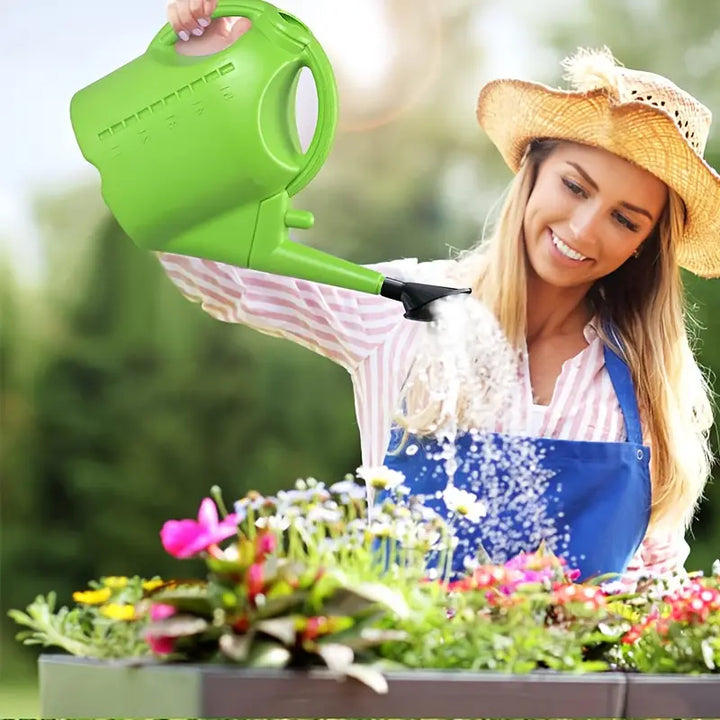 Lisslune | Watering can with large capacity and long spout for precise watering and plant care