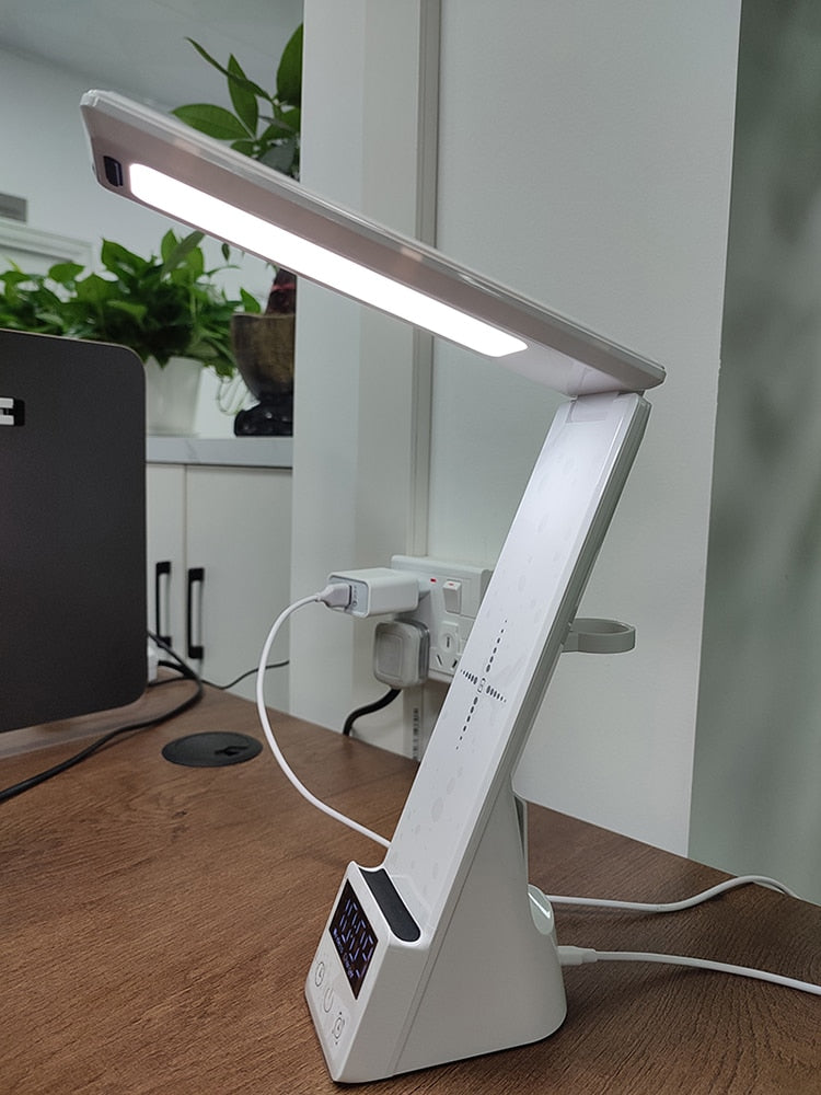 Lisslune | Desk lamp with wireless charger