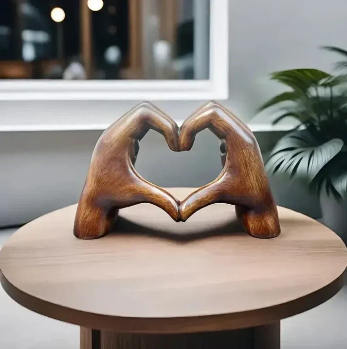 Lisslune | HeartGlow Handmade Symbol of Love