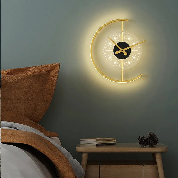 Lisslune | LunaTime - Modern wall clock in moon phase design with gentle light