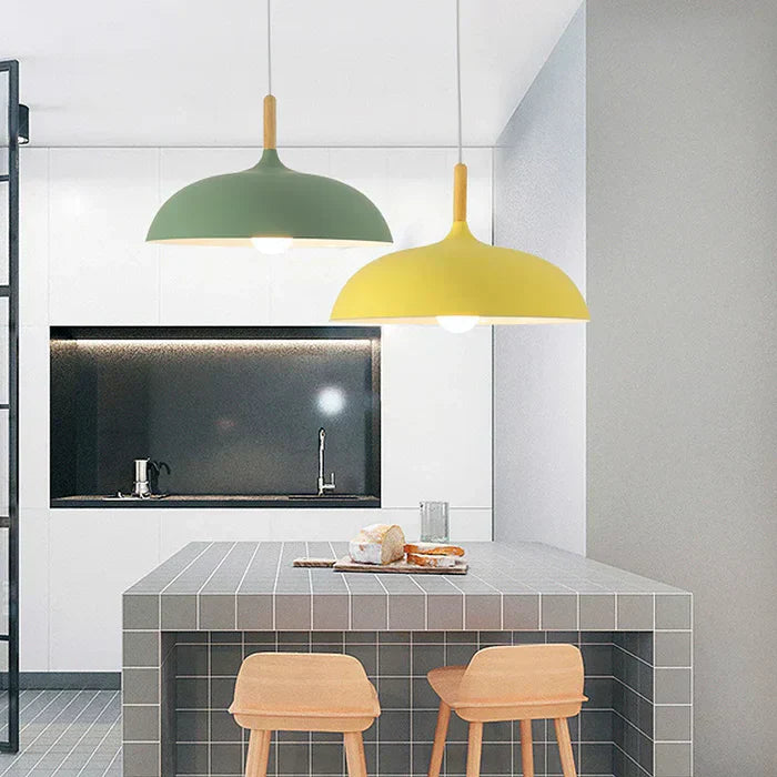 Lisslune | Ceiling lamp in Scandinavian Oak - ScandiLuxe