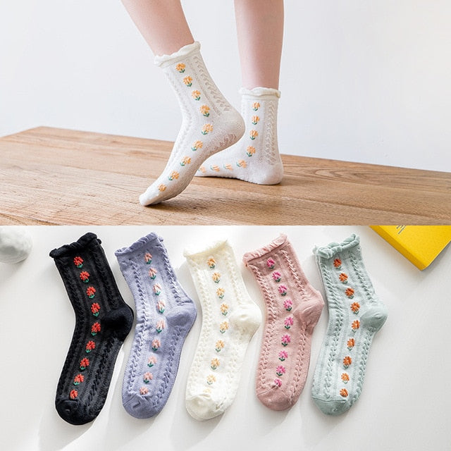 Lisslune | 5 Pair Vintage Flower Embroidery Socks