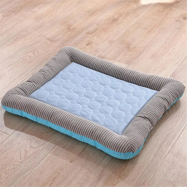 Lisslune | CoolPaws Relaxmat – Cooling Pet Bed for Summer Comfort