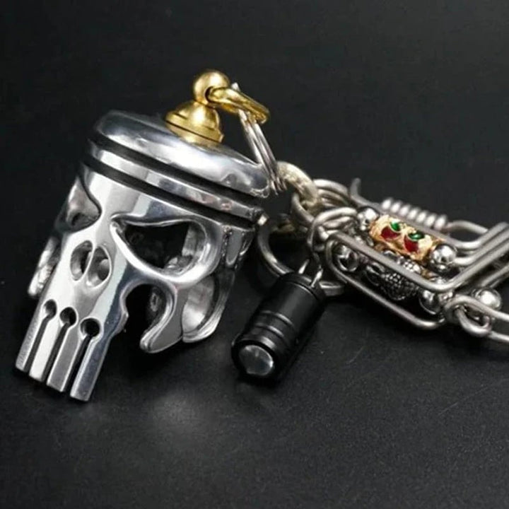 Lisslune | Piston Art Skull Keychain
