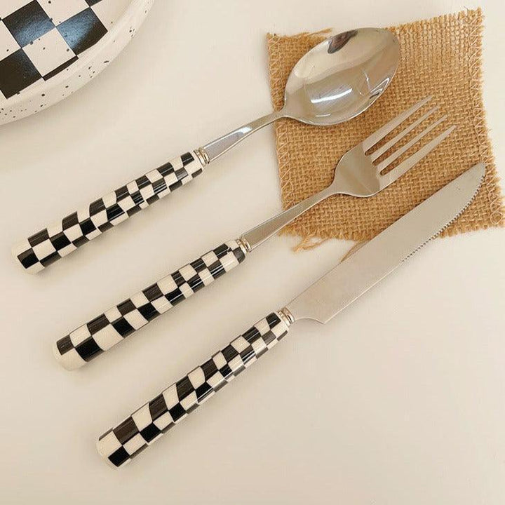 Lisslune | Frendorf Checked Stainless Steel Silver Cutlery Black Red Yellow Green