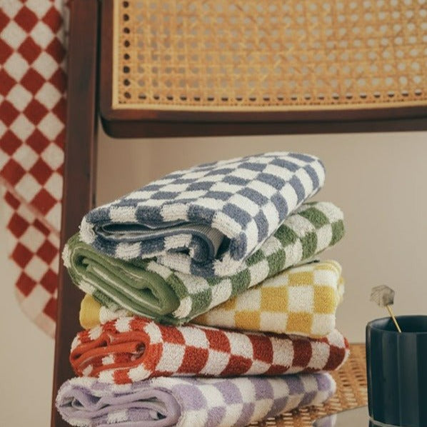 Lisslune | Classic Checkerboard Towel Collection