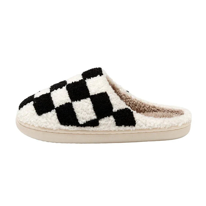 Lisslune | Dotted Slippers