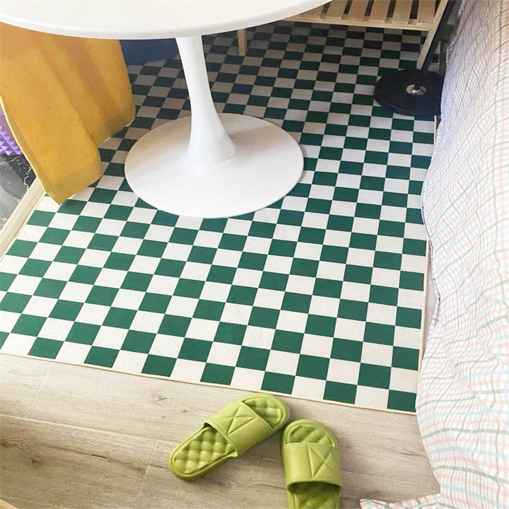 Rynx | Checked Carpet
