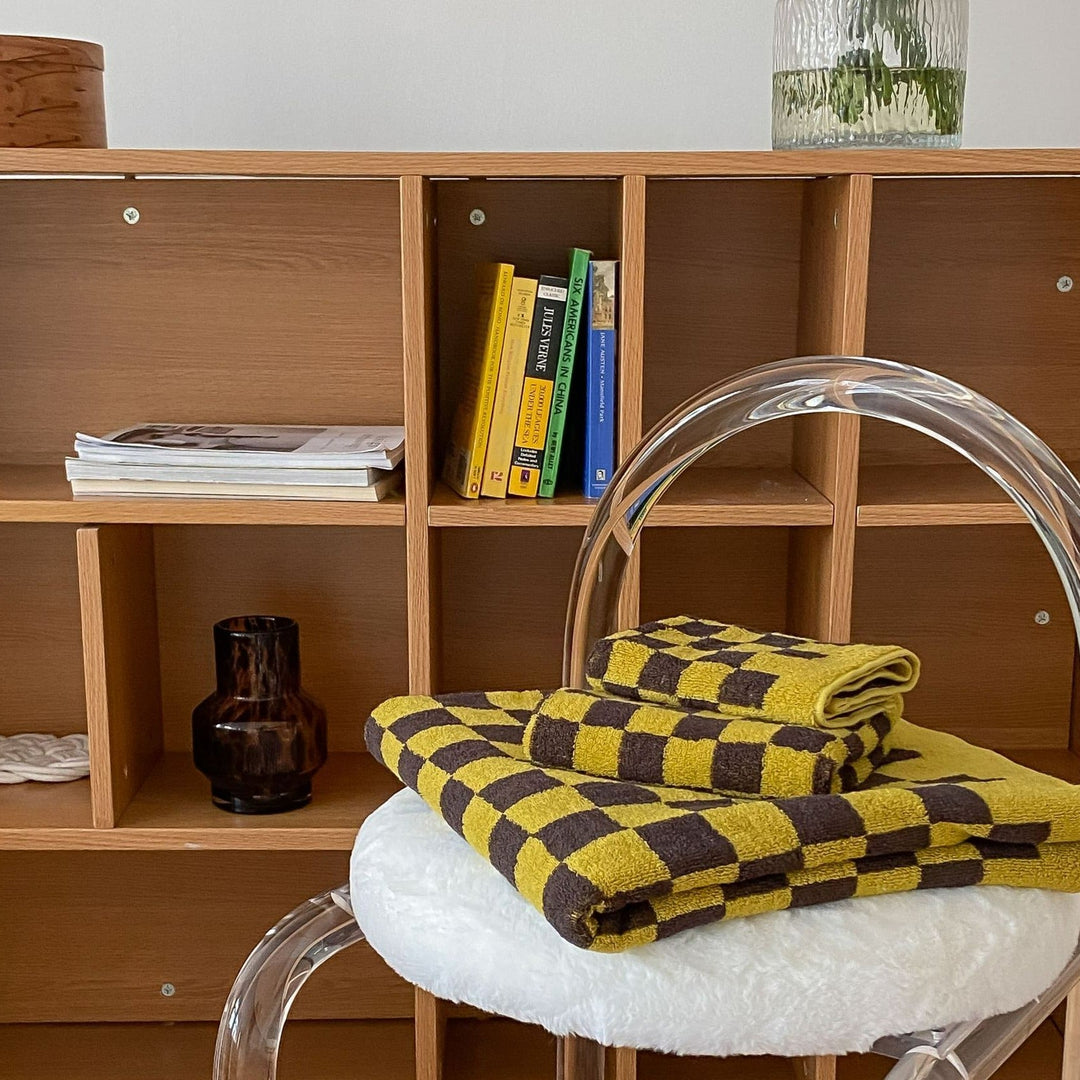 Lisslune | Checkerboard Plus Towel Collection