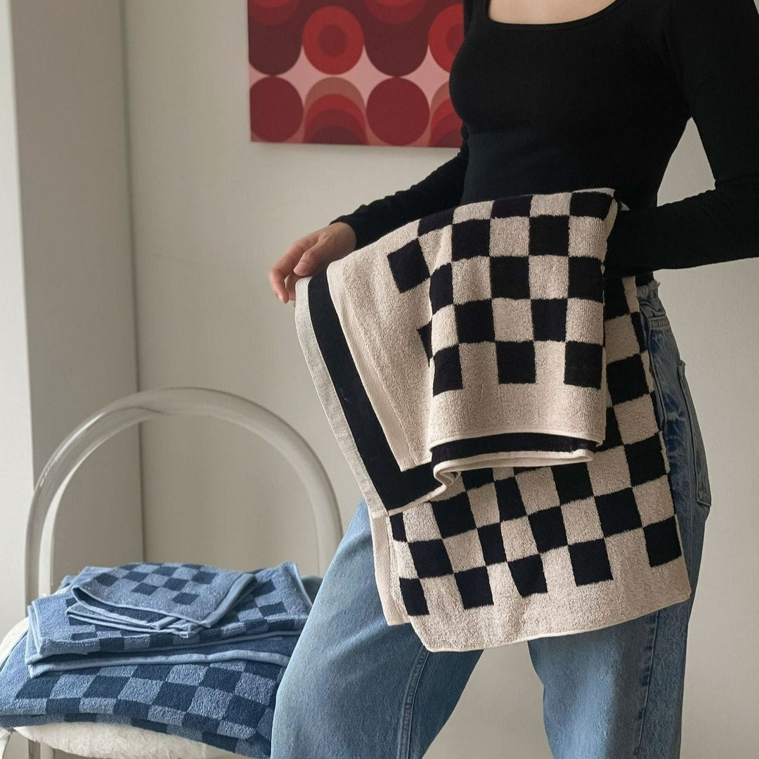 Lisslune | Checkerboard Plus Towel Collection