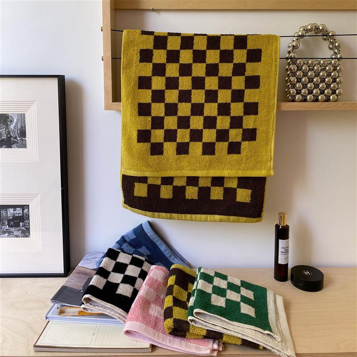 Lisslune | Checkerboard Plus Towel Collection