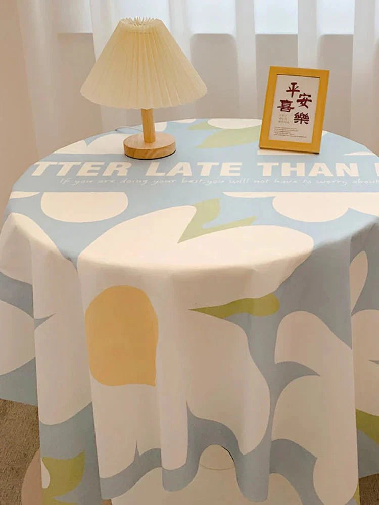 Lisslune | Round tablecloth made of cotton with check pattern