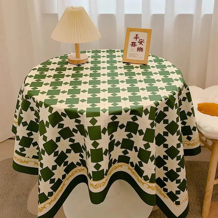 Lisslune | Round tablecloth made of cotton with check pattern