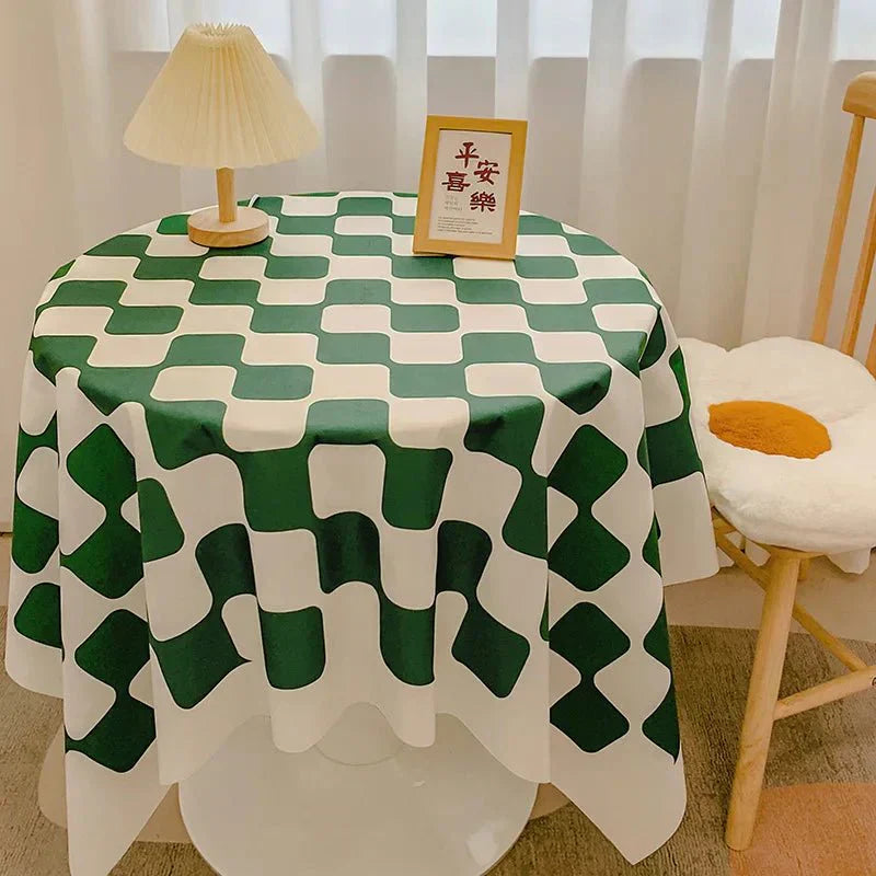 Lisslune | Round tablecloth made of cotton with check pattern