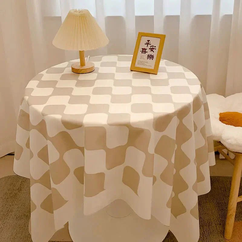 Lisslune | Round tablecloth made of cotton with check pattern